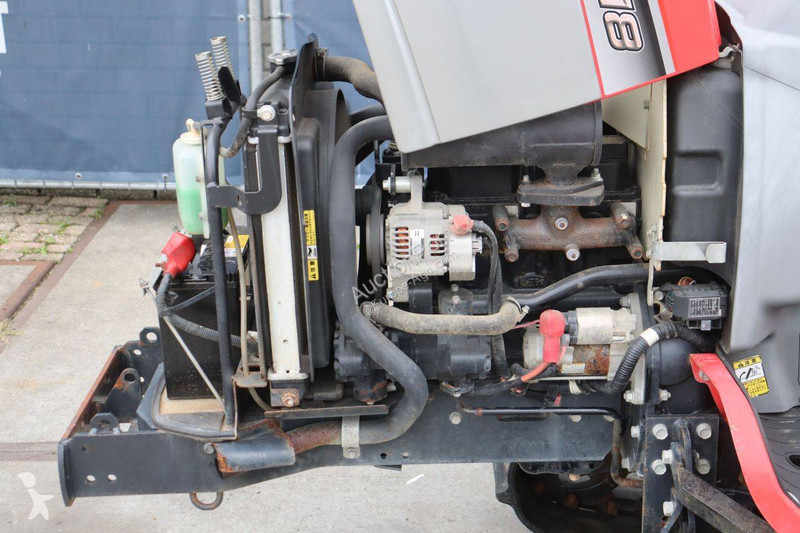 Zemědělský traktor Yanmar CT118
