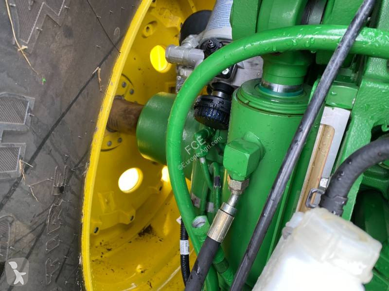 Lantbrukstraktor John Deere 7R330...