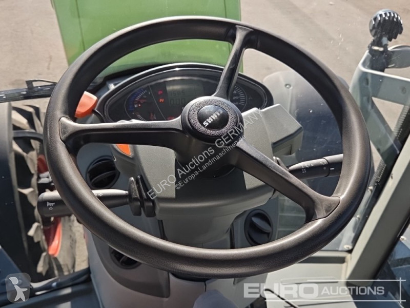 Tracteur agricole Claas Axion 830 CMATIC
