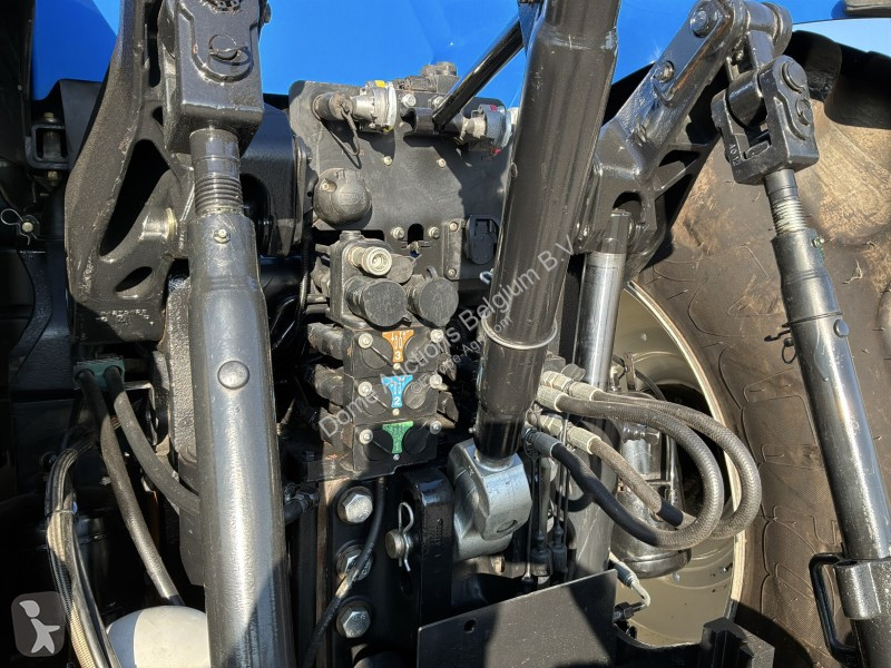Zemědělský traktor New Holland T8.420