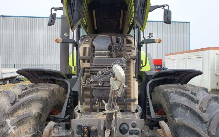 Lantbrukstraktor Claas