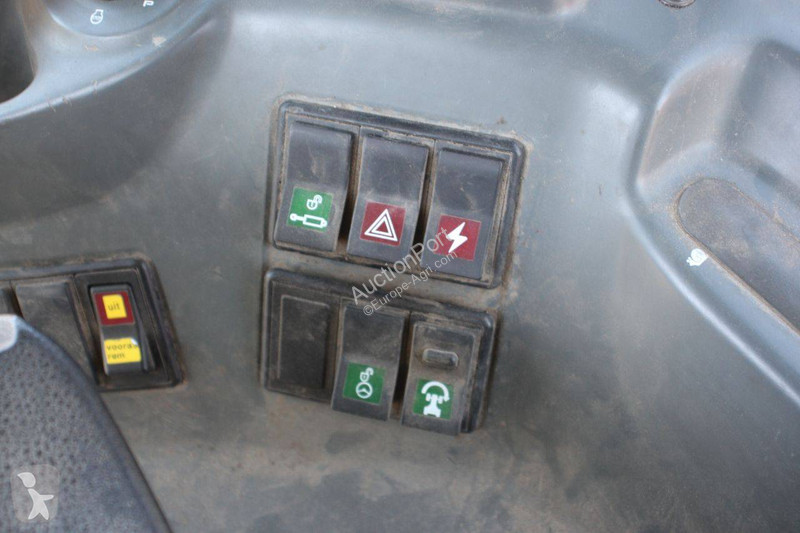 Tracteur agricole Claas Axion 930