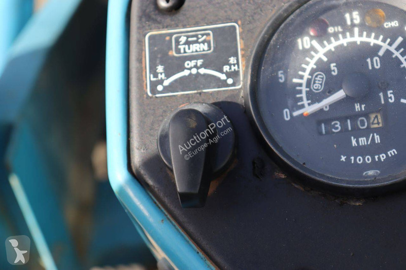 Tractor agrícola Mitsubishi D2000