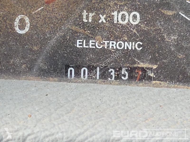 Zemědělský traktor Massey Ferguson 3060