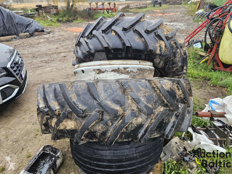 Tractor Valtra T 174 E