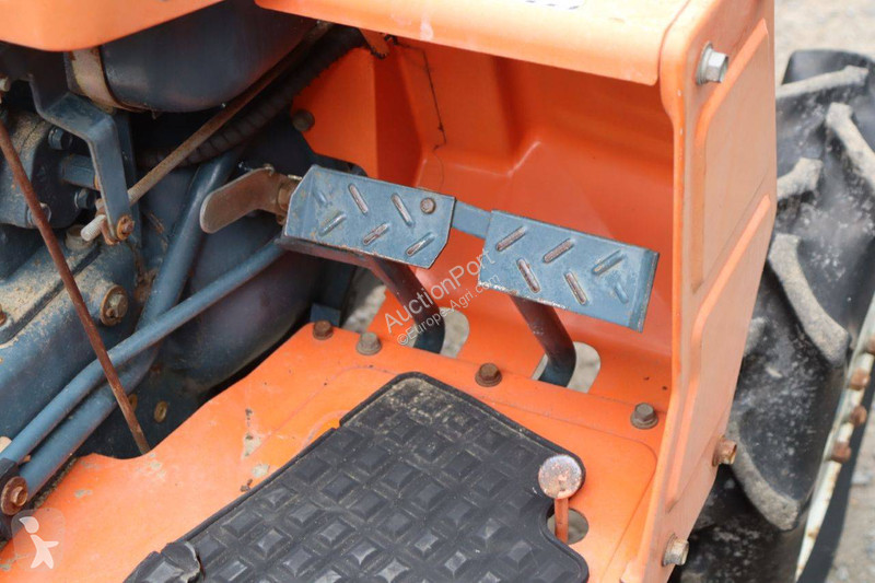 Tractor Kubota B1402