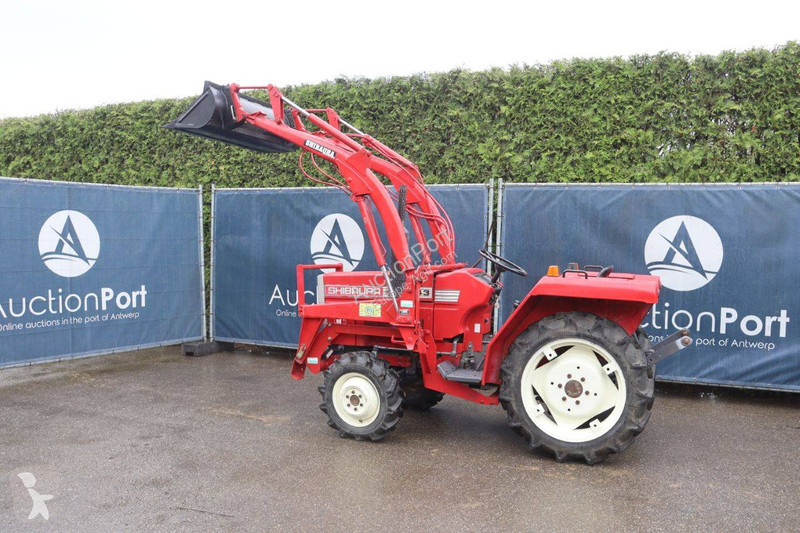 Lantbrukstraktor Shibaura SD1843