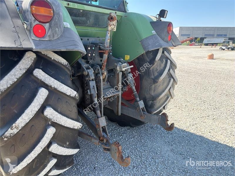 Сільськогосподарський трактор Fendt 716 Vario