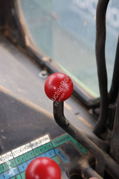 Zemědělský traktor  Bearcat PT225