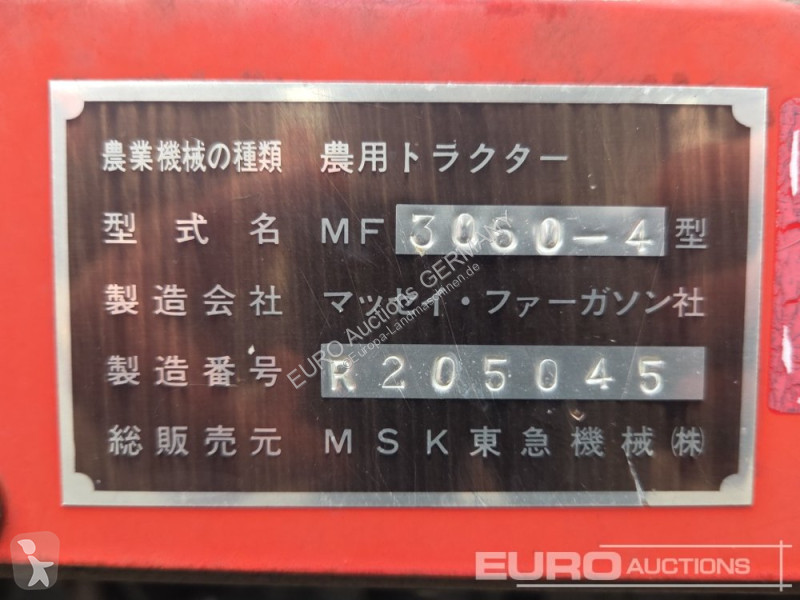Zemědělský traktor Massey Ferguson 3060
