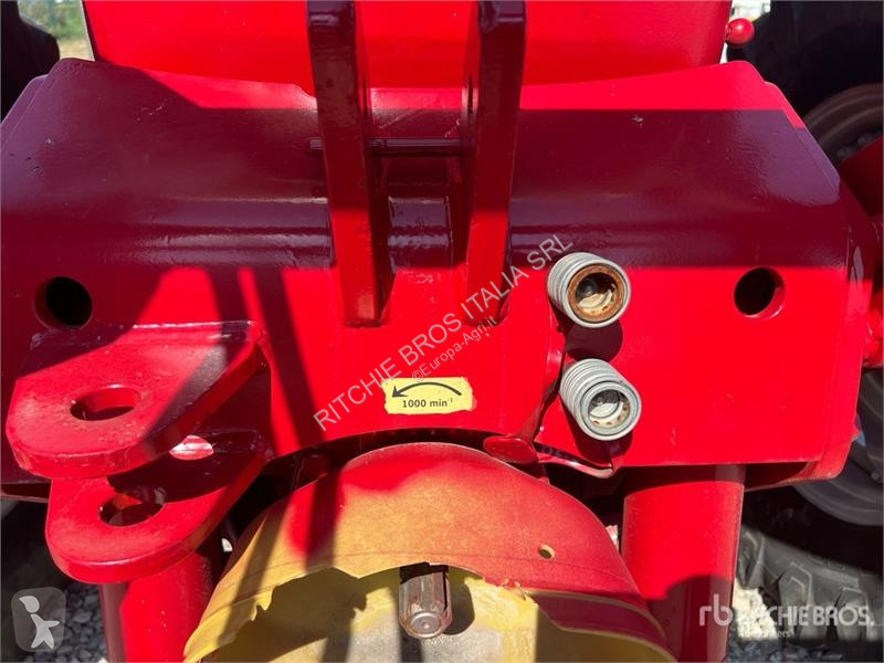 Tractor  MC135