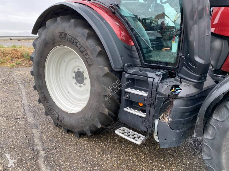 Tracteur agricole Valtra N175/DIRECT UNLIMITED...