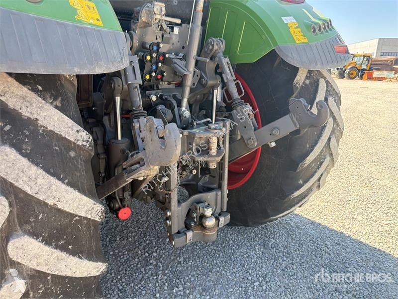 Сільськогосподарський трактор Fendt 718 Vario...