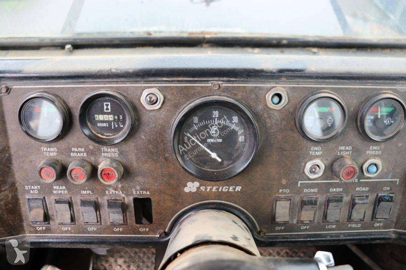 Zemědělský traktor  Bearcat PT225