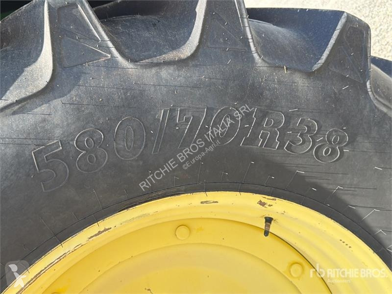 Tractor John Deere 6930 4WD Tractor