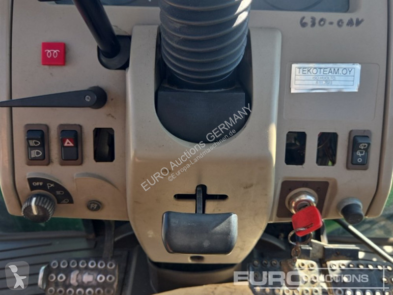 Tractor John Deere 5820