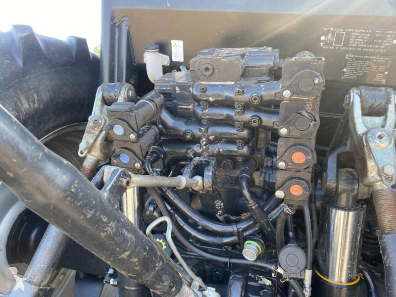Tracteur agricole Case IH MAXXUM 125...