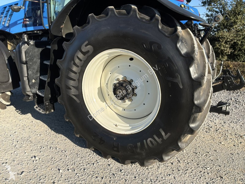 Zemědělský traktor New Holland T8.420