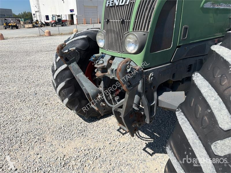 Сільськогосподарський трактор Fendt 716 Vario