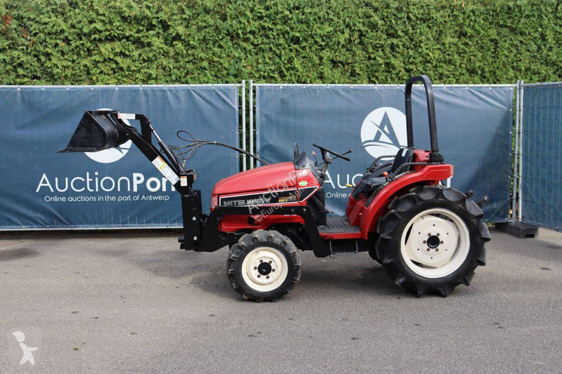 Tractor agrícola Mitsubishi MT205