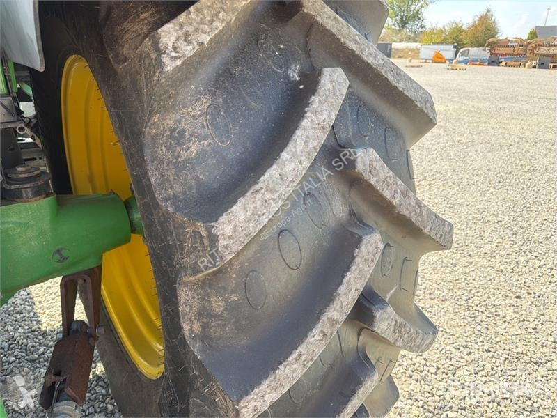Tractor John Deere 6930 4WD Tractor