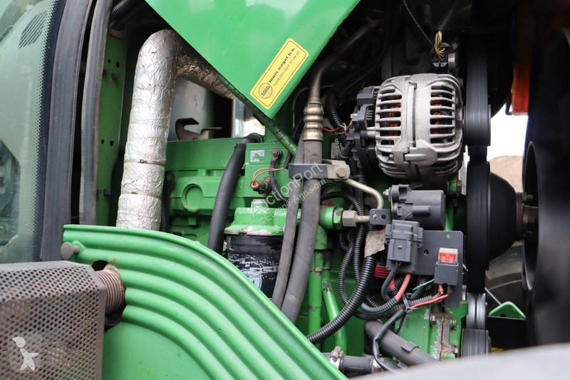 Tractor John Deere 6120