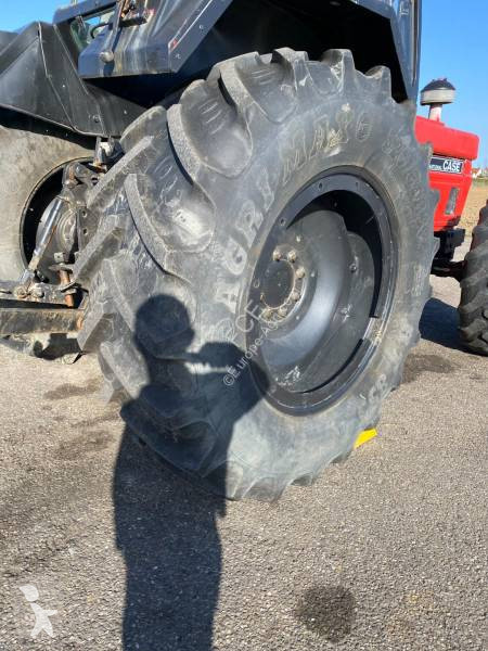 Case IH 1255XL/AXL tractor
