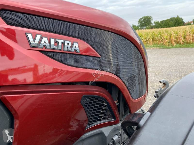 Tracteur agricole Valtra N175/DIRECT UNLIMITED...