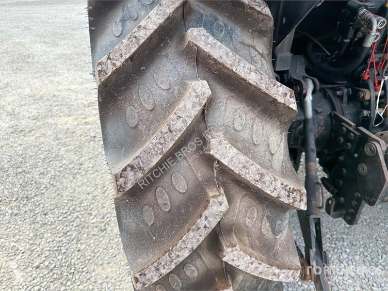 Сільськогосподарський трактор Massey Ferguson 4345