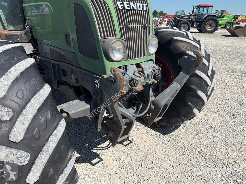 Сільськогосподарський трактор Fendt 716 Vario