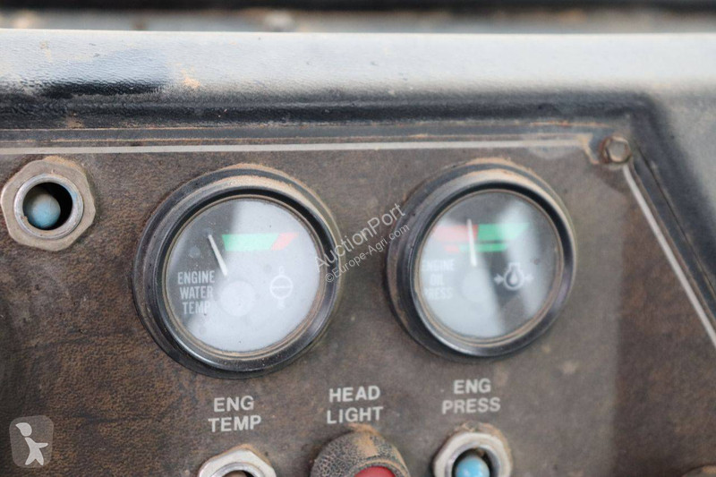 Zemědělský traktor  Bearcat PT225
