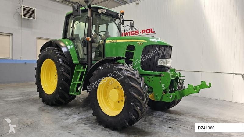 Landbrugstraktor John Deere 7530