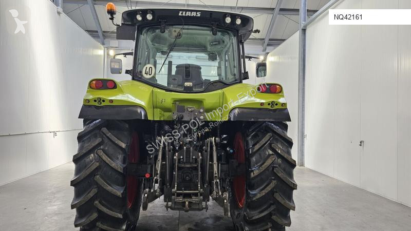 Tractor agrícola Claas Arion 530