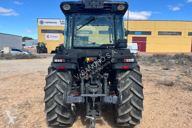 Tractor Valtra F105S