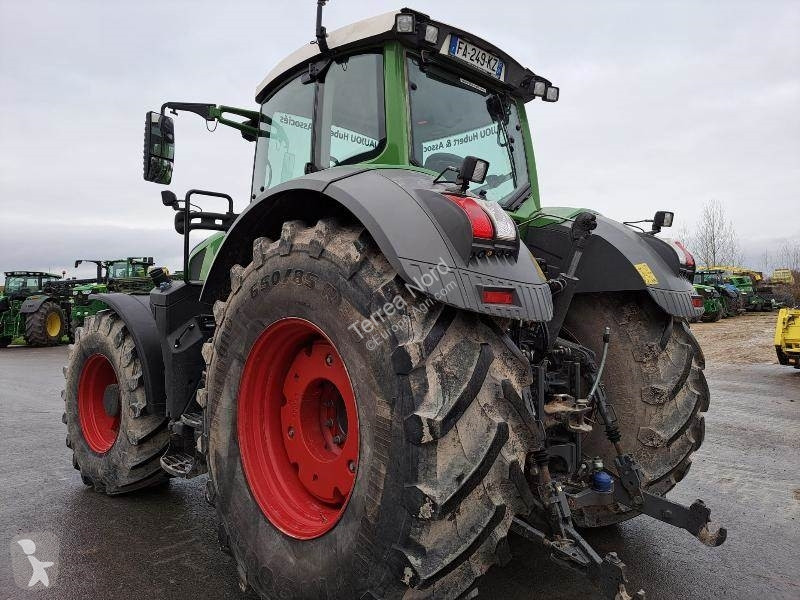 Tracteur agricole Fendt 824