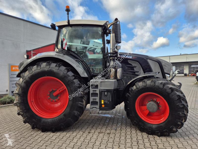 Landbrugstraktor Fendt  828 Vario Profi Plus
