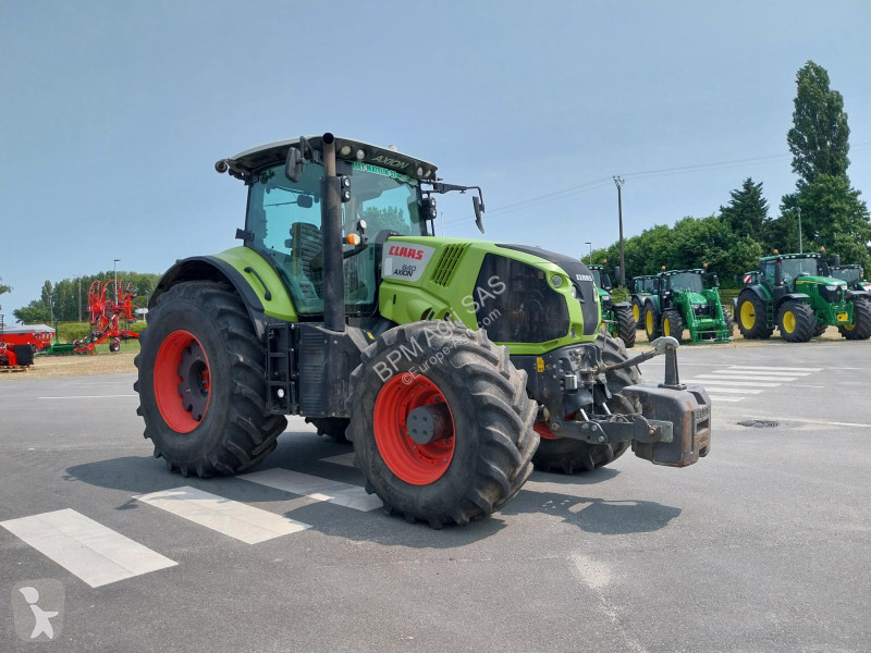 Tracteur agricole Claas