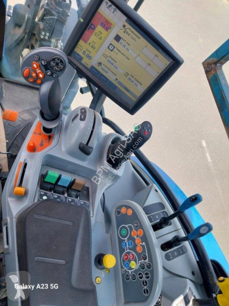 Tractor New Holland