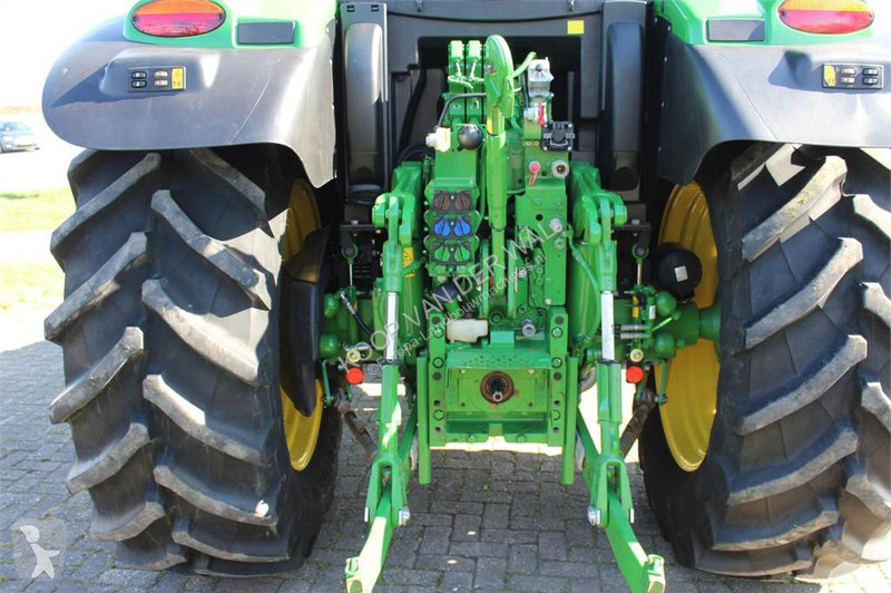 Tractor agrícola John Deere 6130R
