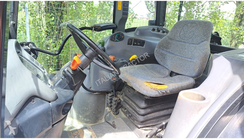 Tracteur agricole New Holland