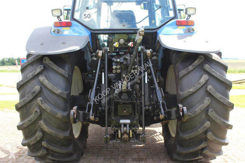 Landbrugstraktor New Holland TM175