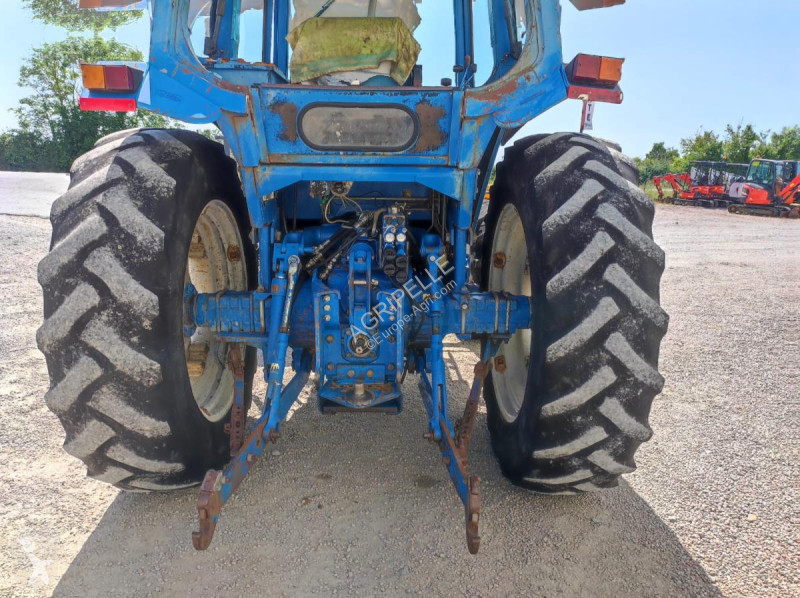 Tracteur agricole Ford  6710