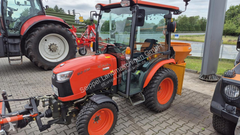 Tractor Kubota  B2-231 CAB FH+FZ