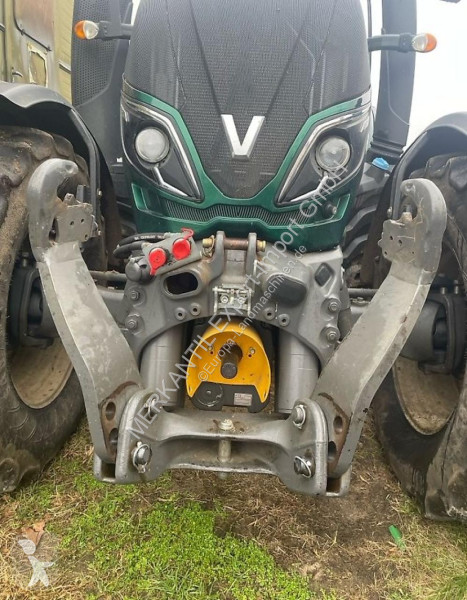 Tractor Valtra  T 174 E