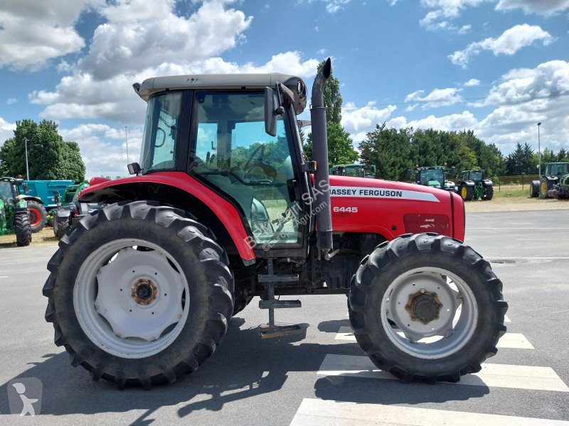 Tracteur agricole Massey Ferguson