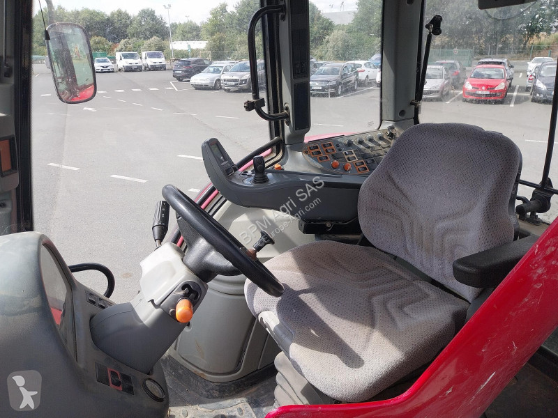Tractor Valtra