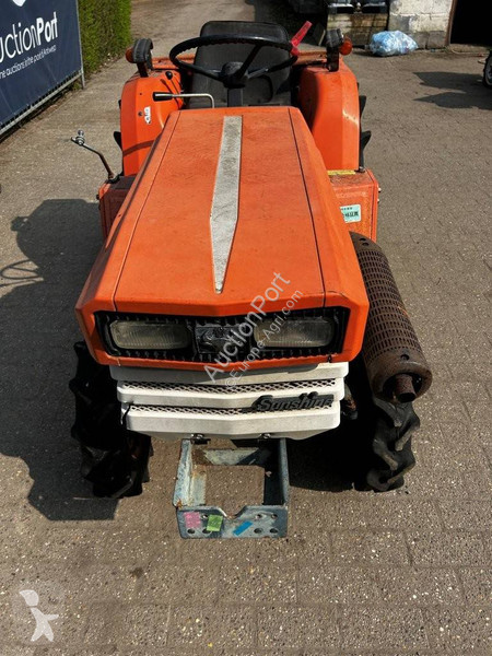 Tractor agrícola Kubota B1600E