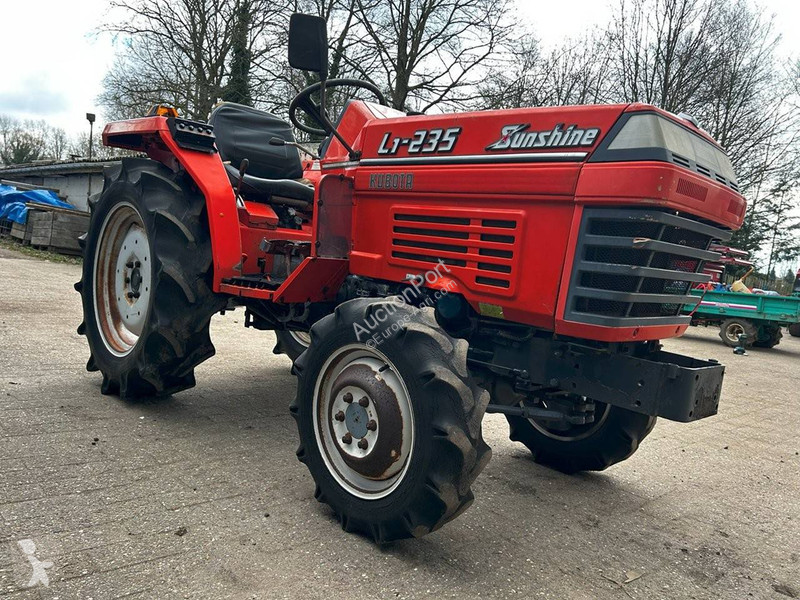 Tractor Kubota L1-235 P.S.