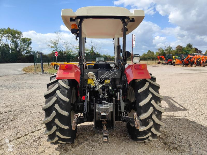 Tractor agrícola Valtra