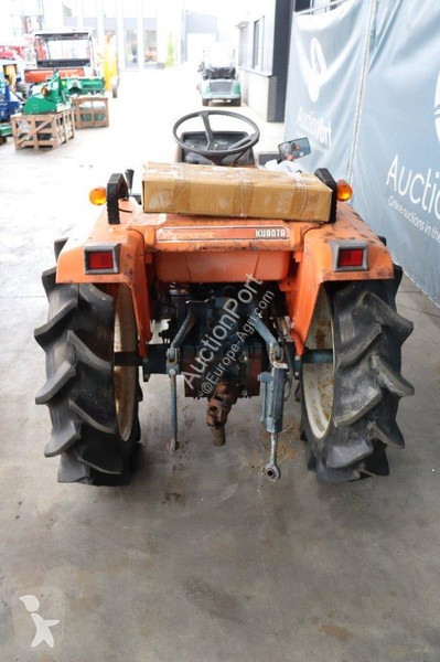 Tractor Kubota BULLTRA ZB1-17